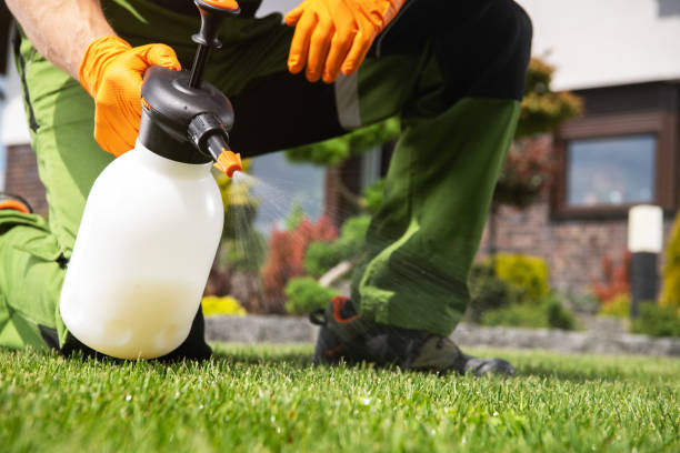 Best Exterminator Services  in Geneva, IL